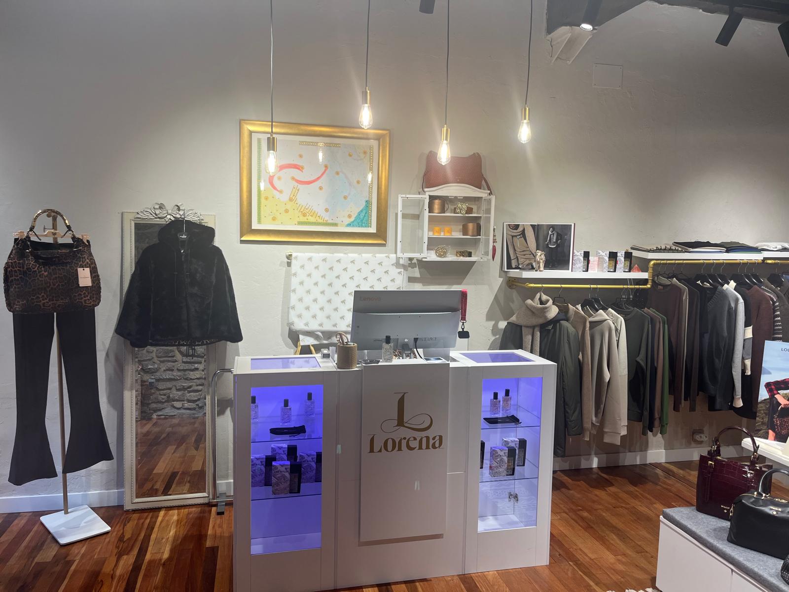 Moda exclusiva<br>
para hombre y mujer