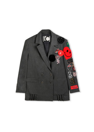 AMERICANA CRUZADA OVERSIZE DETALLE PARCHES
