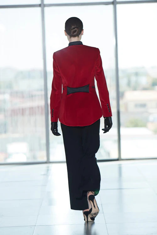 BLAZER BORDADA CARMIN RENATA VELVET