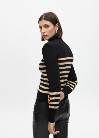 JERSEY CUELLO ALTO CON RAYAS DORADAS